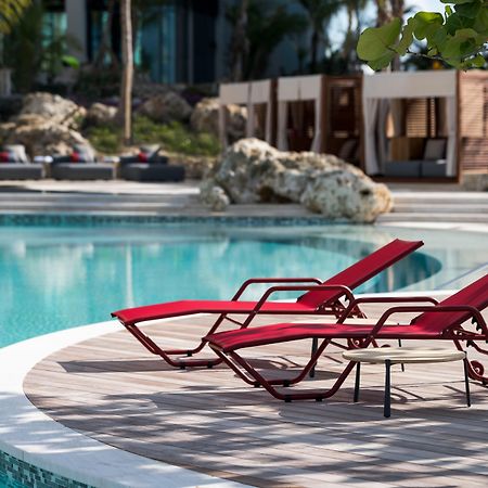 Kimpton Seafire Resort + Spa By Ihg West Bay Exteriör bild