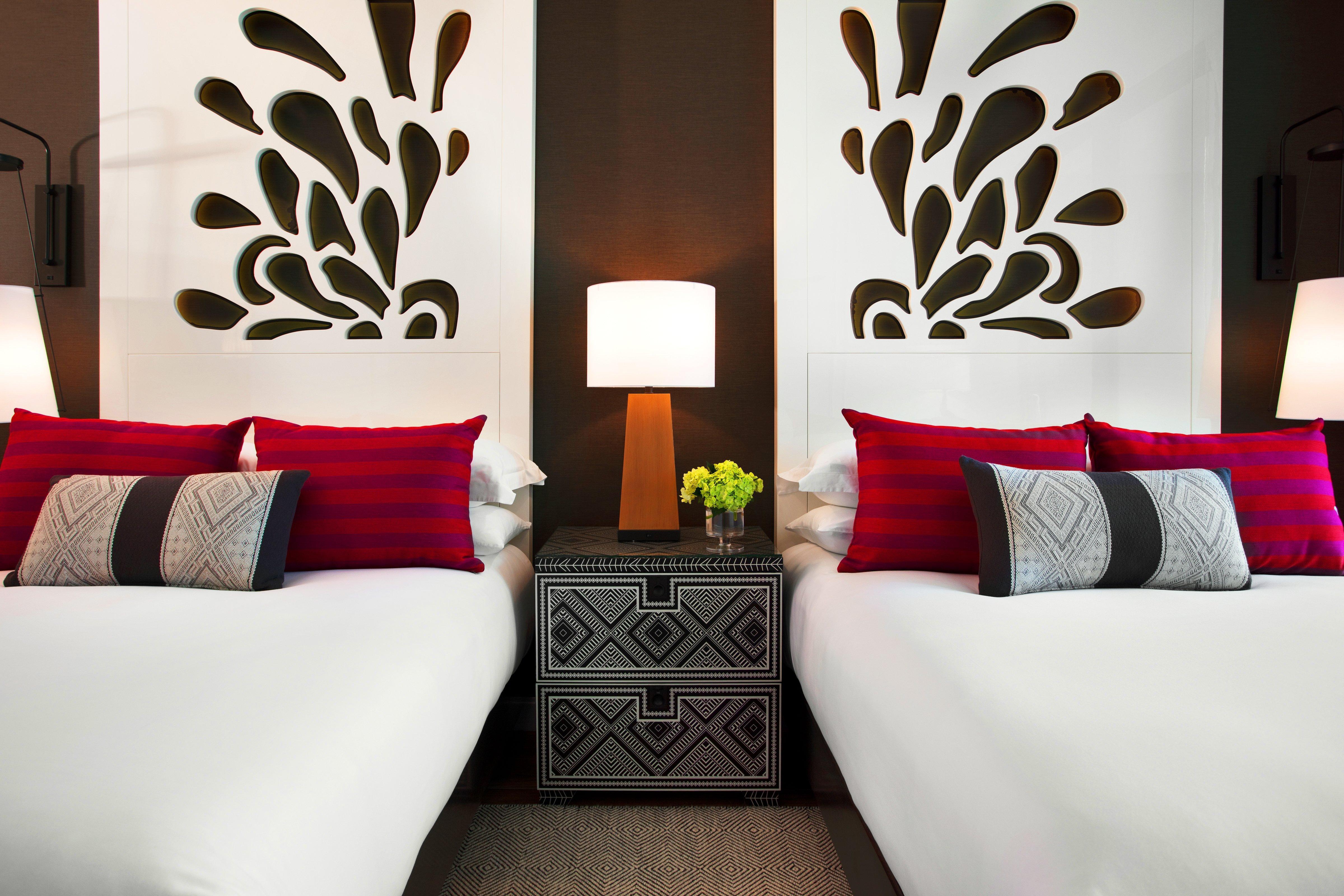 Kimpton Seafire Resort + Spa By Ihg West Bay Exteriör bild