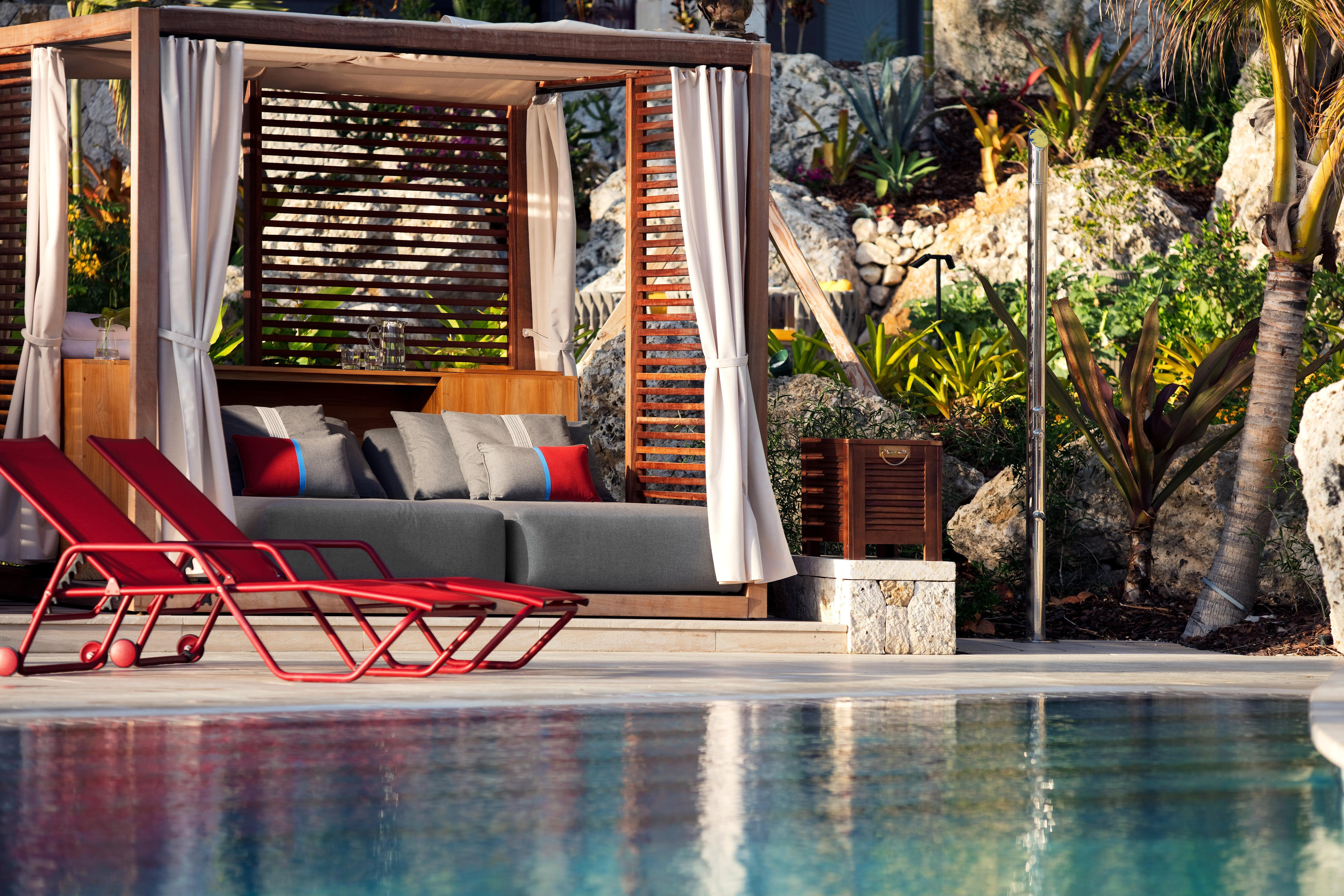 Kimpton Seafire Resort + Spa By Ihg West Bay Exteriör bild