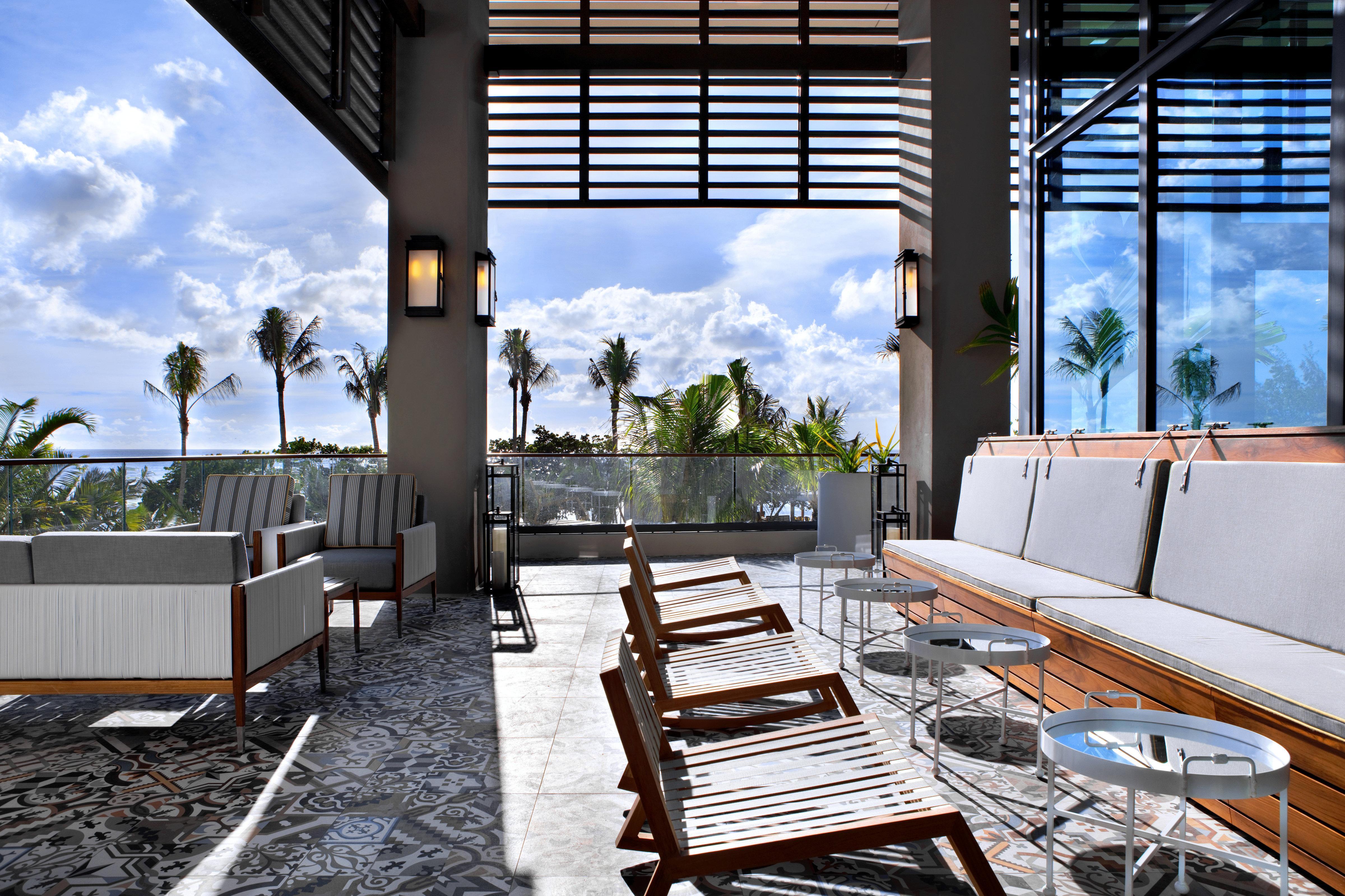 Kimpton Seafire Resort + Spa By Ihg West Bay Exteriör bild