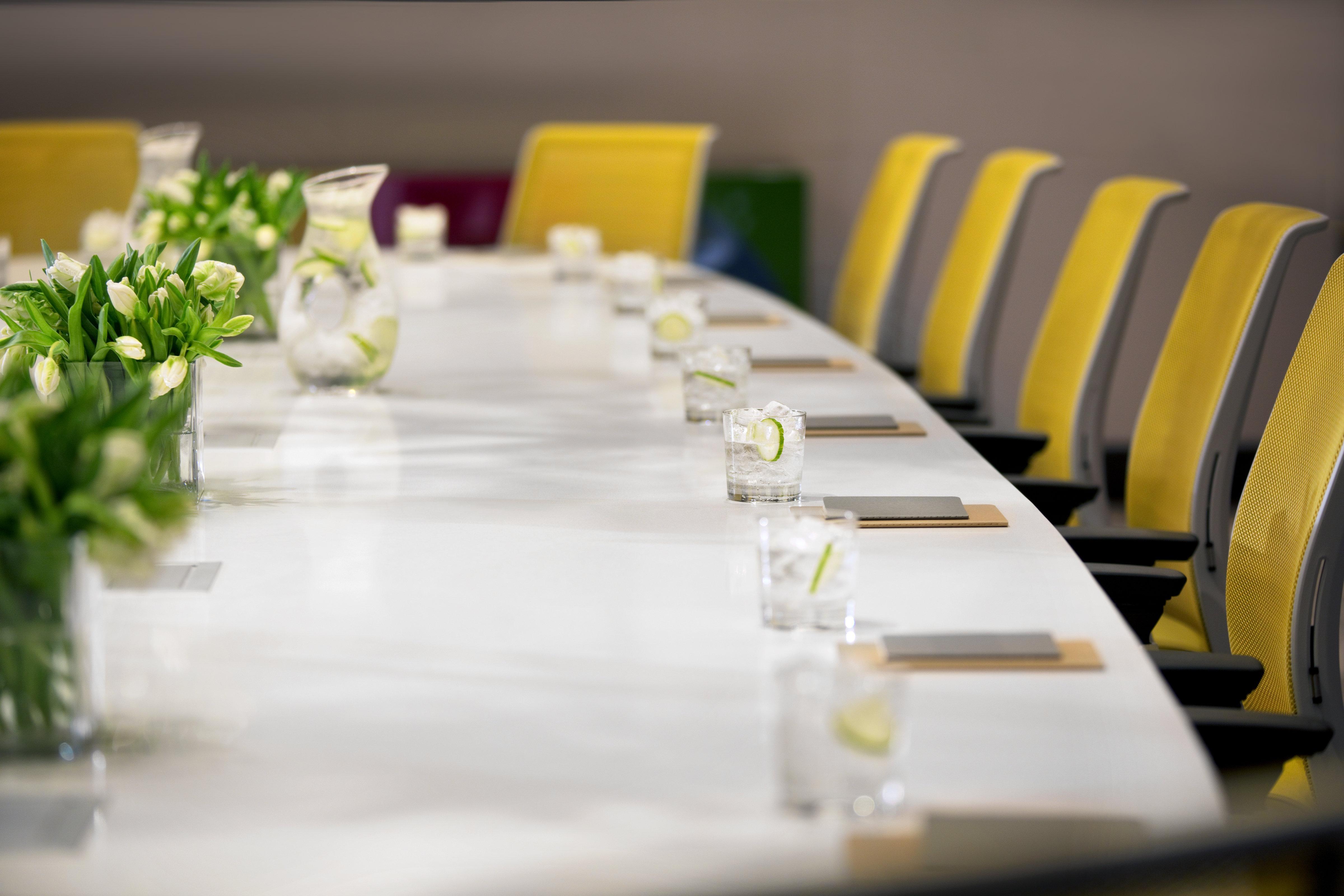 Kimpton Seafire Resort + Spa By Ihg West Bay Exteriör bild
