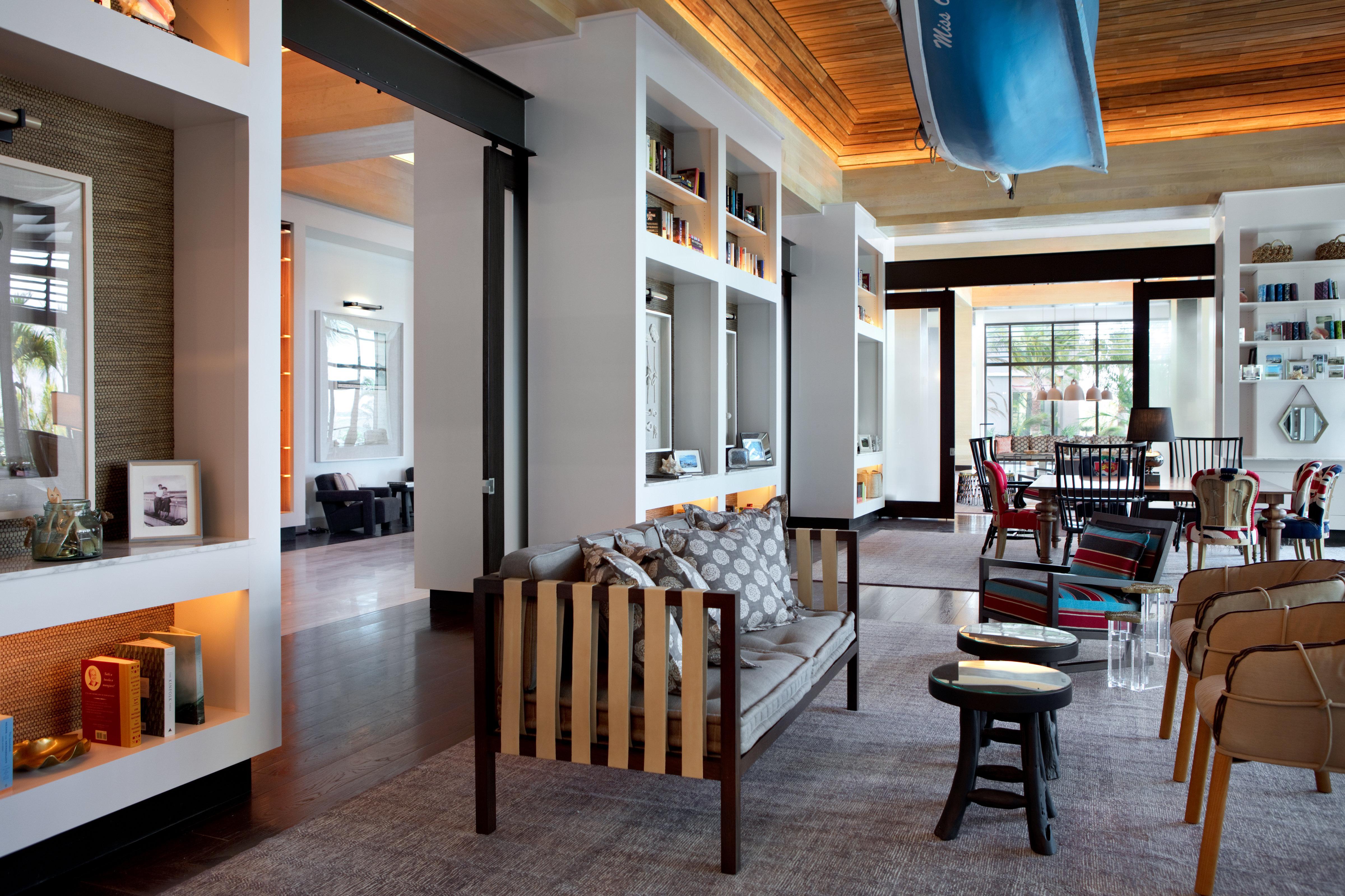 Kimpton Seafire Resort + Spa By Ihg West Bay Exteriör bild
