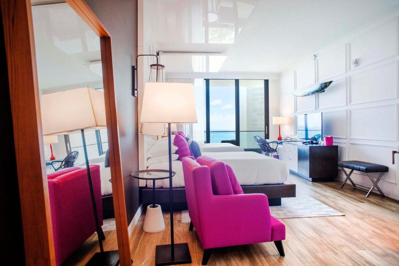 Kimpton Seafire Resort + Spa By Ihg West Bay Exteriör bild